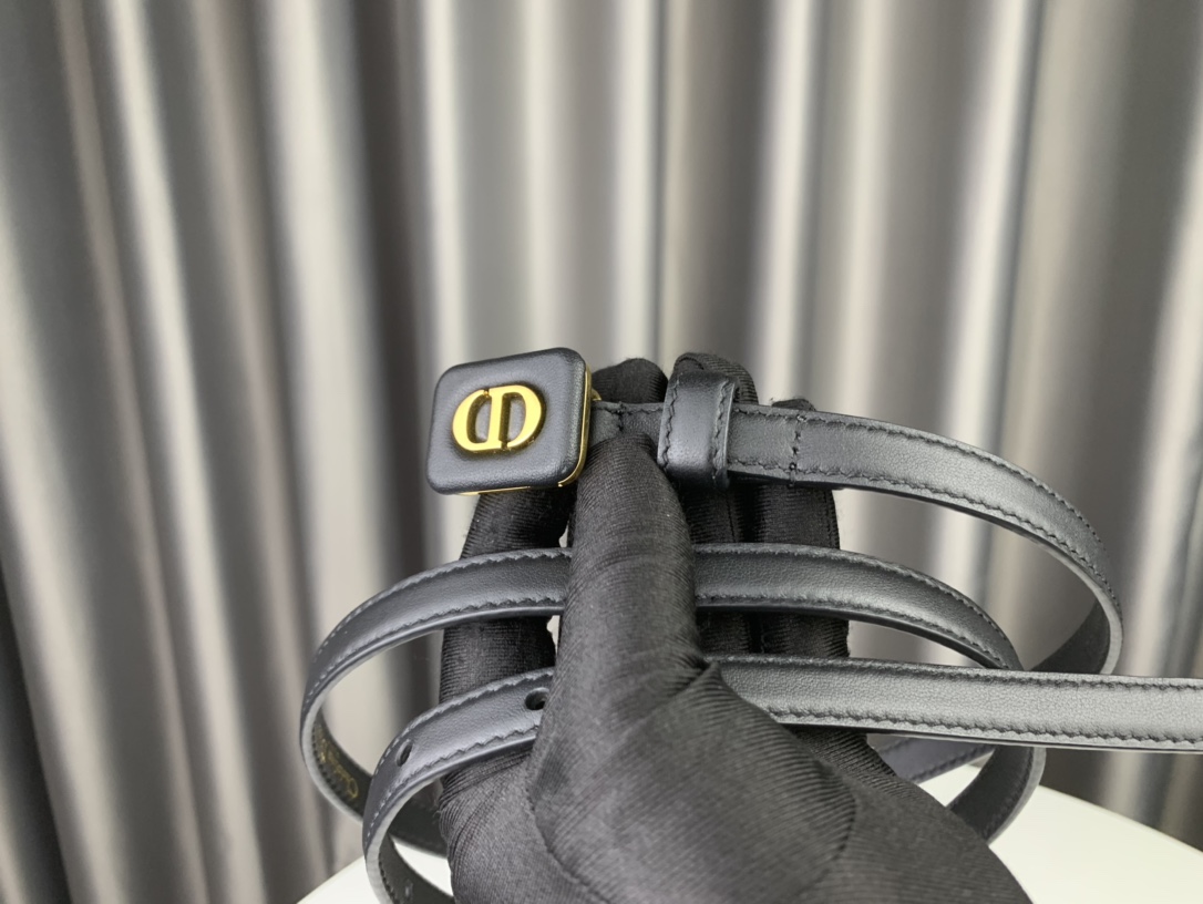 b20593a5d03eb.jpg