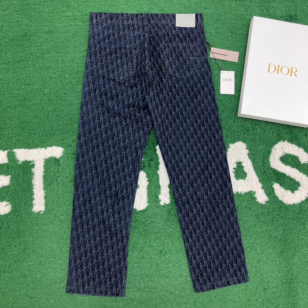 0deab72af614d.jpg