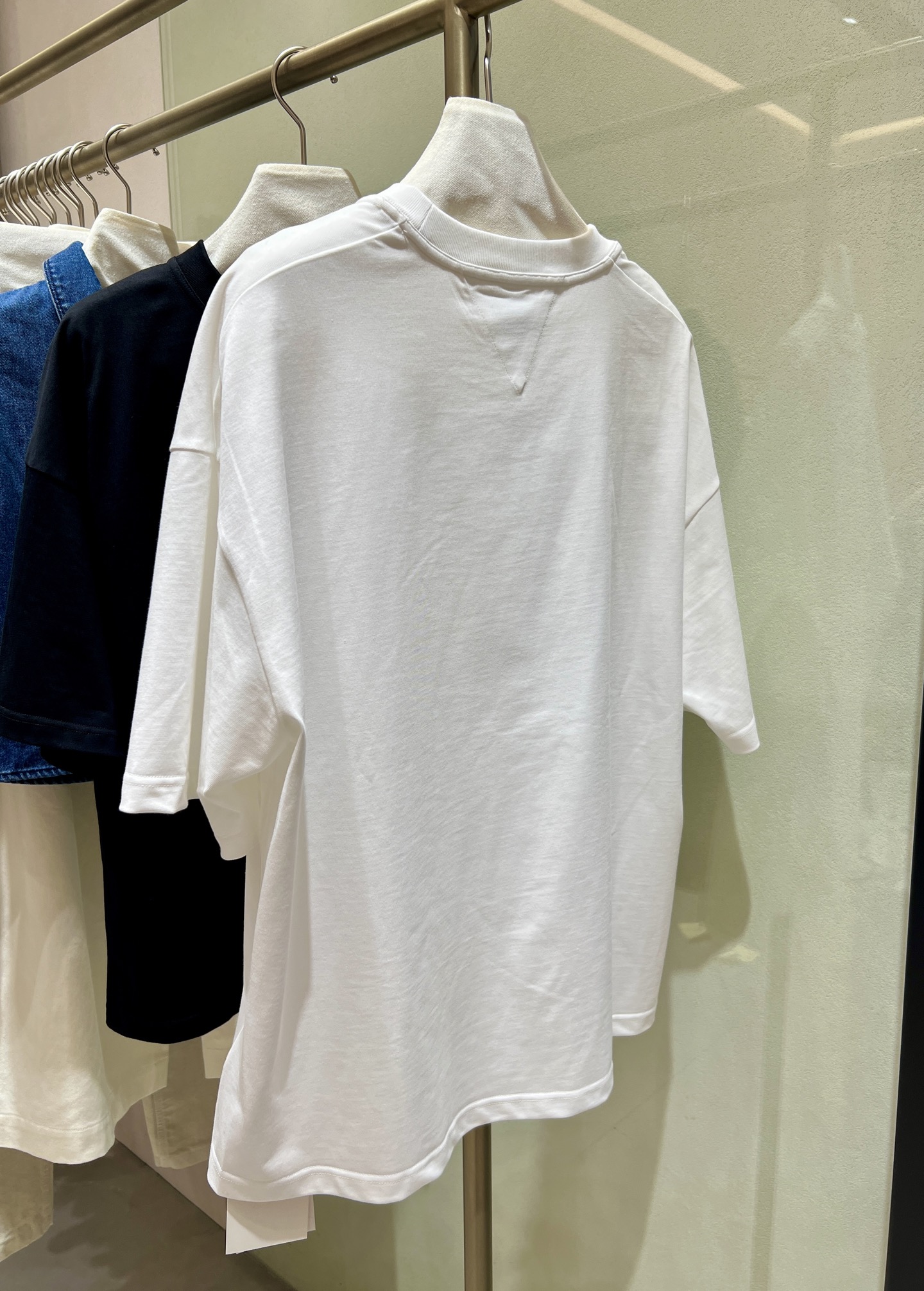 image_16.jpg